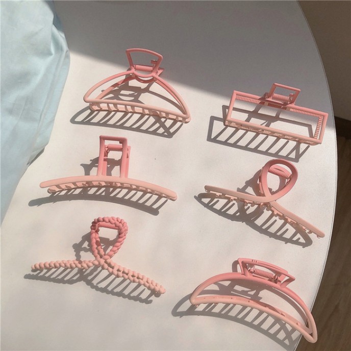 60 Pack Peach Pink Gradient Girls Heart Grab Clips 60 Pack Peach Pink Gradient Girls Heart Grab Clips