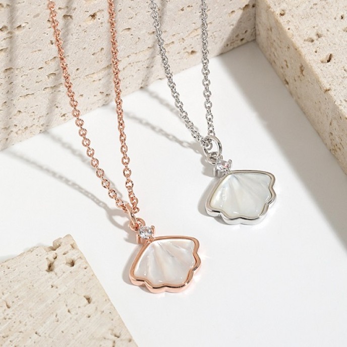 4 PCS Shellfish Shell Silver Necklace 4 PCS Shellfish Shell Silver Necklace