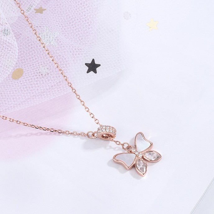 4 PCS Adjustable Chain Butterfly Charm Pendant Necklace 4 PCS Adjustable Chain Butterfly Charm Pendant Necklace