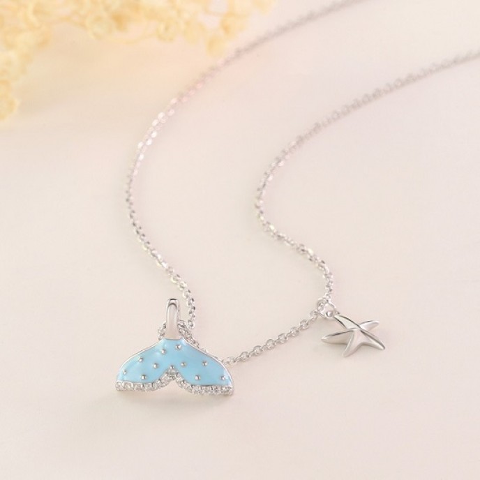 4 PCS Colorful Fish Tail Starfish Necklace 4 PCS Colorful Fish Tail Starfish Necklace