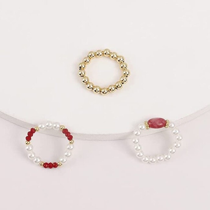 6 Pieces Pearls Crystal Rings Blue and Red 6 Pieces Pearls Crystal Rings Blue and Red